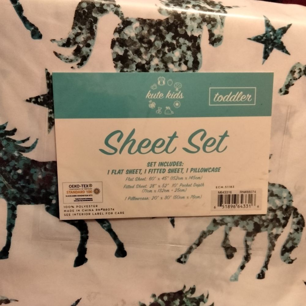Sparkly Unicorn Stars Toddler sheet set Faux Glitter look - Kute Kids